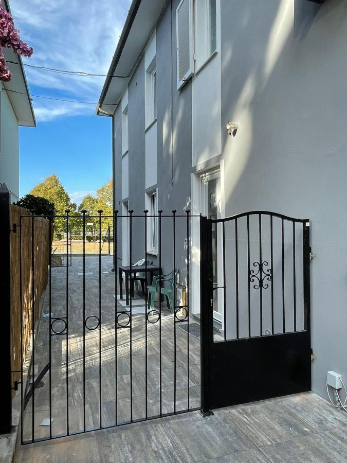 Apartamento Incantevole Casa Vacanze Con Parcheggio Pisa Exterior foto